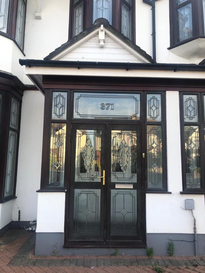 371 Guest House Ig1 4Uq Ilford Exterior foto